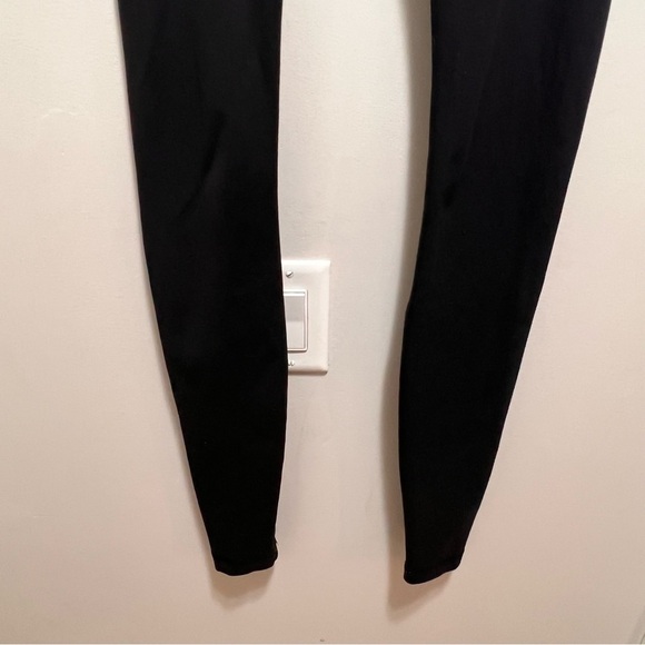 Lululemon Black Wunder Under Pant Size 2 Activewear Yoga - Picture 6 of 11